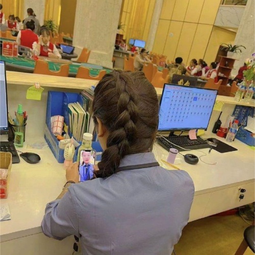 壹号娱乐游戏冠军奖杯